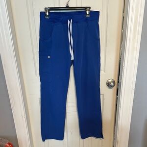 Figs winning blue Kade cargo scrub pants, medium